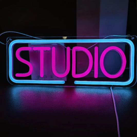 StudioLite™ – Neon Creativo & Professionale